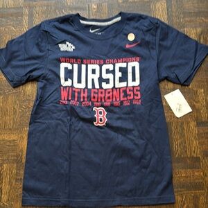 NWT Nike Boston Red Sox 2013 World Series T-shirt S small